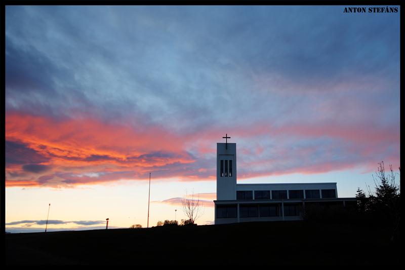 Höfn Church
