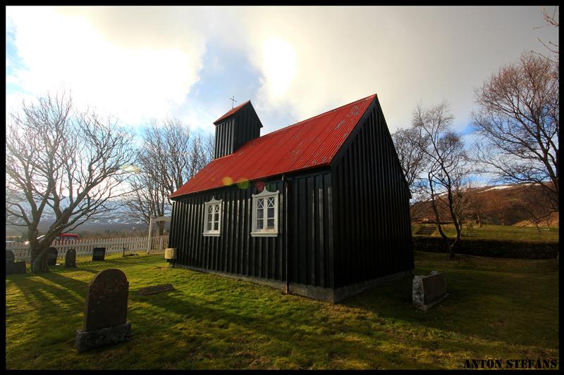 Miðdals Church