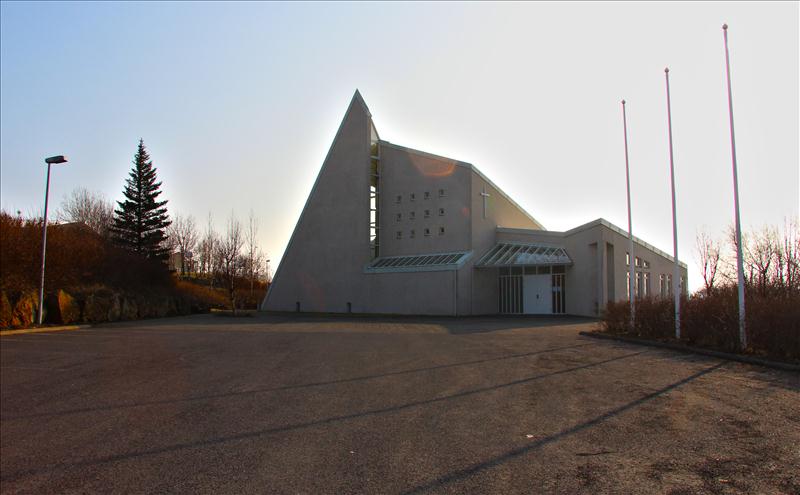 Hjalla Church